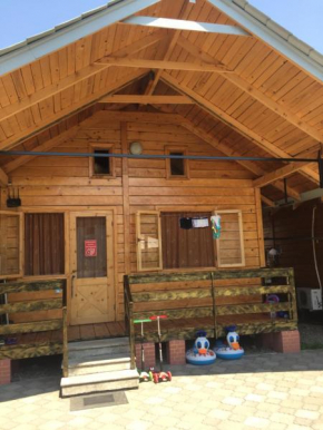 Гостиница Holiday Home  Уреки